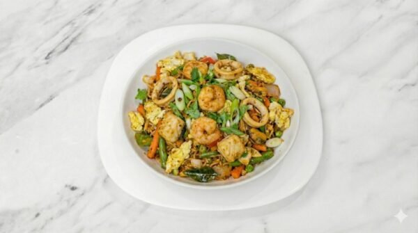 Mixed Seafood Idiyappam Kottu